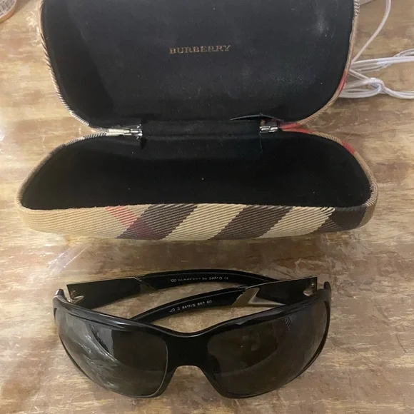 Burberry | Accessories | Burberry Black Sunglasses Sleek  display picture 3